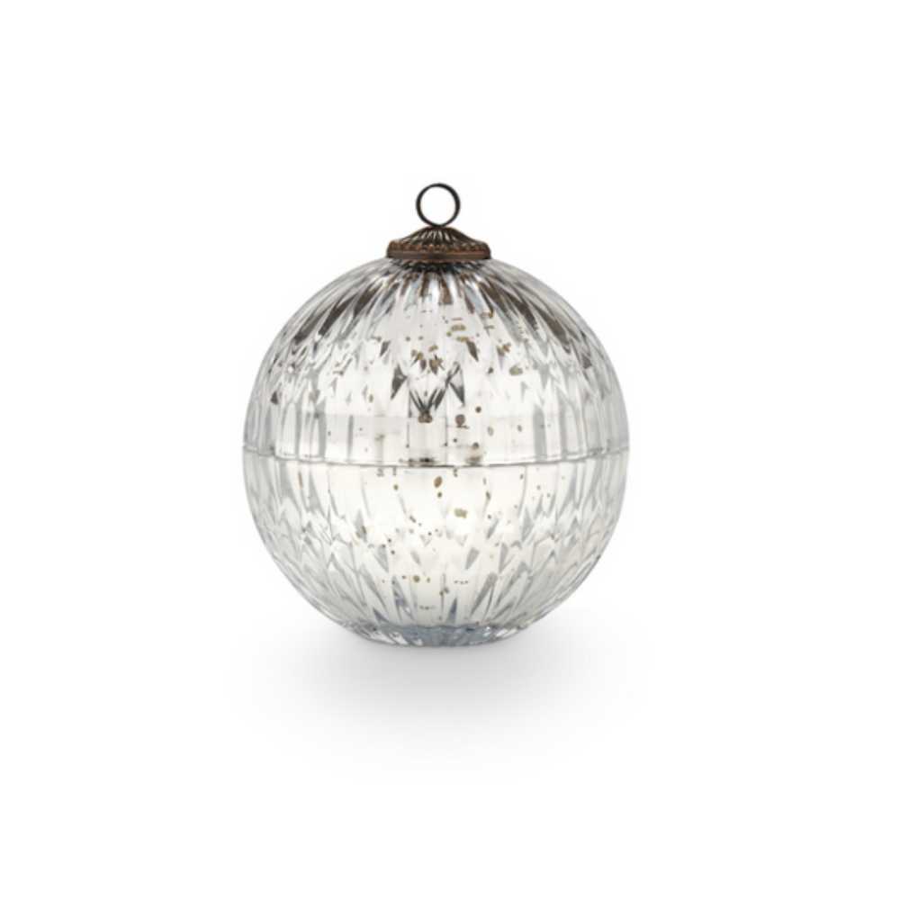 
            
                Load image into Gallery viewer, Balsam &amp;amp; Cedar Glass Ornament Candle
            
        