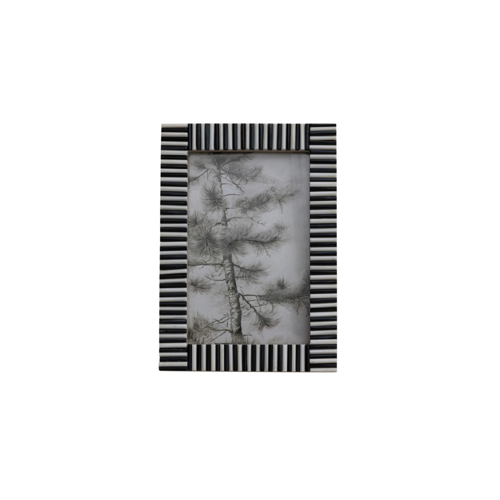 Black & White Ribbed Frame, 4 x 6