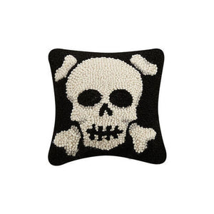 
            
                Load image into Gallery viewer, Skull and Crossbones Pillow
            
        
