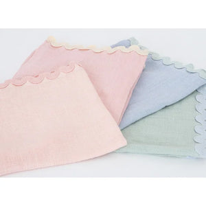 Pastel Cloth Napkins (set of 4) – Pink Antlers